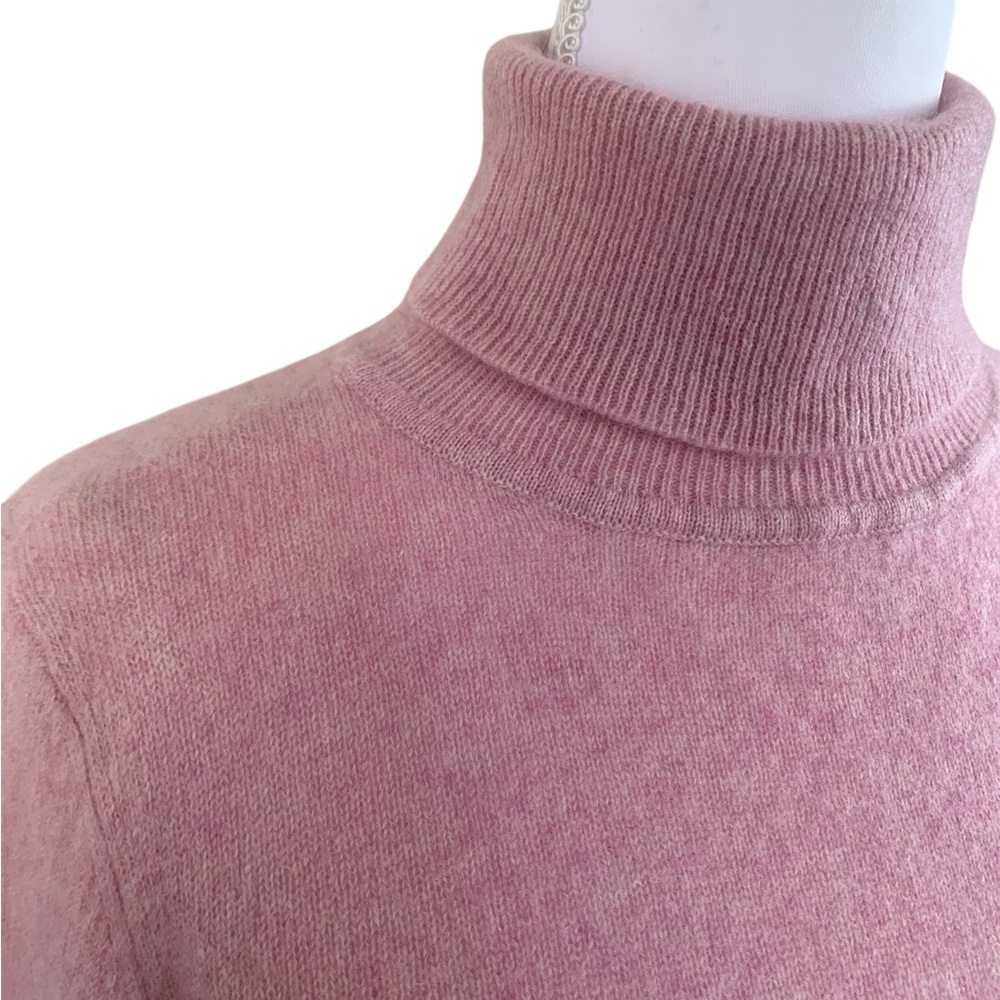 100% Cashmere Pink Turtleneck Sweater Size S - Picture 3 of 7